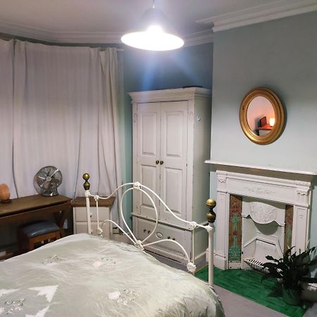 Cosy London Double Room Near Wimbledon Zewnętrze zdjęcie